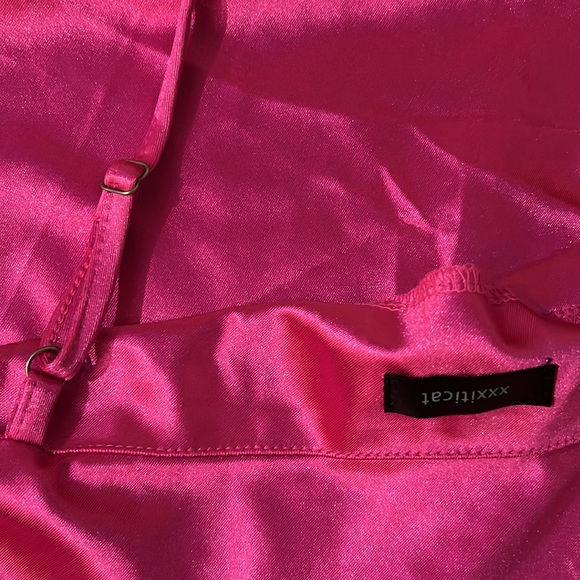 Hot pink midi dress, like new - Picture 9 of 10